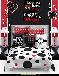 There are so many cartoons you can use as your bedroom style and this mickey mouse design decor is one of the most promising design style to use. Decorating Theme Bedrooms Maries Manor Mickey Mouse Bedroom Ideas Minnie Mouse Bedroom Decor Mickey Mouse Bedding Minnie Mouse Bedding Mickey Mouse Wall Decals Mickey Mouse Comforters