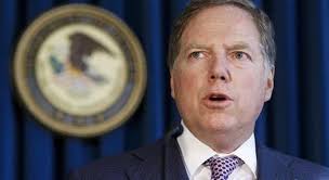 Il procuratore Berman di New York: «Non mi dimetto». E Trump lo licenzia