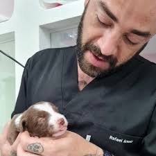 M.V. Rafael Arnold, PhD (@rafaelarnold.vet) • Instagram photos and videos