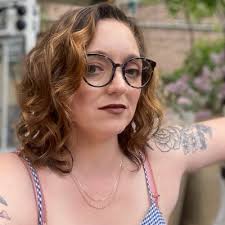 Sam Devine (@samdevine94)