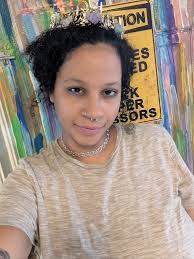 Isabel Alva's Instagram, Twitter & Facebook