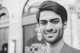 Anyone who is a parent, anyone who knows the precious responsibility of being a mother or a father, will fully grasp the meaning of this piece. 10 Matteo Bocelli Ideas Andrea Celebrities Singer