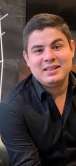 Les dejo algunos fondos de pantalla para sus teléfonos. Algo sencillos pero  muy padres! Espero les gusten🖤.