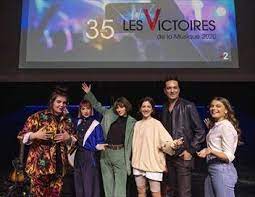 Découvrez les lauréats et les artistes nommés aux victoires de la musique 2021. Les Victoires De La Musique 2020 Emission Programme Tv Replay