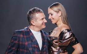 У 2004 році розлучилася з чоловіком. Katya Osadchaya I Yurij Gorbunov Sobralis Otmechat Rozhdestvo V Turcii Rbk Ukraina Novosti