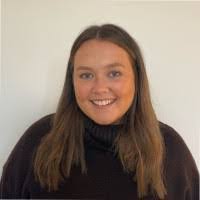 Ellen Cartwright's Instagram, Twitter & Facebook