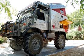 Apocalypse Vehicles Vehicle Would You Want During An Apocalypse Bangshift Combangshift Unimog Offroad Vehicles Vehicles