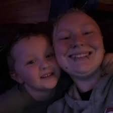 Lost package with blankets and purse near Edgar Road?