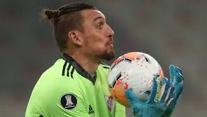 Ulises tiene cuatro años, es hincha de river y tucumano. Franco Armani Hoy Su Esposa Lo Defiende De Duras Criticas En River Plate En Inicio Del 2021 Nczd Futbol Internacional Depor