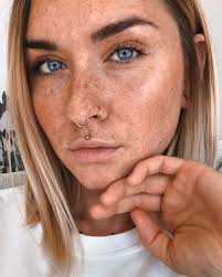 Lindsey Lloyd (liindsey43)