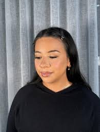 Makeup artist needed in Flemington