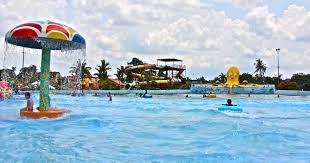 Sedangkan tempat liburan utama ke daerah bali tengah seperti, pura ulun danu beratan dan kebun. 80 Tempat Menarik Di Johor 2021 Ketahui Sekarang