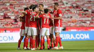 Se o var não impedisse o benfica tinha ganho com dois penaltis inexistentes e um golo fora de jogo. Benfica Convocados Famalicao Liga Nos Sl Benfica