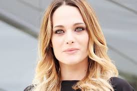 Laura Chiatti, chi è? Età, altezza, malattia, marito, matrimonio, figli e  Instagram dell'attrice