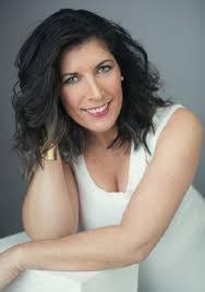 Stephanie Calhoun's Instagram, Twitter & Facebook