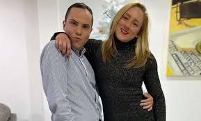 La familia de #vla lamenta profundamente tu partida y se. K2usvpt9uxfxmm