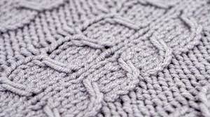 Knit modern graphic headboard free knitting pattern. The Fishtail Cable Stitch Knitting Stitch Dictionary Cables Arans