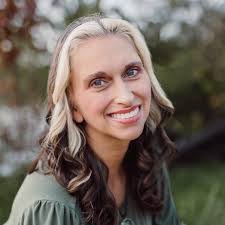 Cassandra Hamm's Instagram, Twitter & Facebook