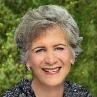 Amanda Hartsell's Instagram, Twitter & Facebook