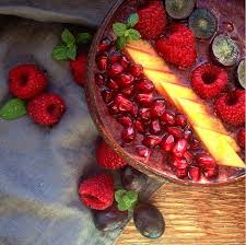 Regram Via Mitsiebensachen Eine Wunderschone Smoothie Bowl Mit Unserem Acai Pulver Weitere Tolle Rezepte Und Das Pulver Find Food Fruit And Veg Travel Food