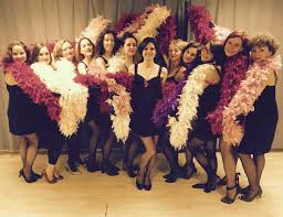 Cours de danse evjf paris. Idee Evjf Lyon Cours De Danse Burlesque Et Effeuillage