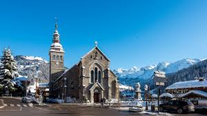 Le grand bornand is the most authentic ski resort in the french alps. Le Grand Bornand Autrement Le Parcours De L Art Vache