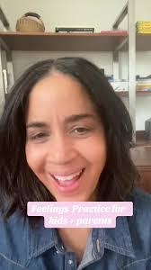 Lisa Fife's Instagram, Twitter & Facebook