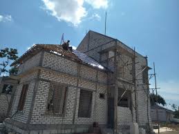 Team arsitek kami berpengalaman lebih dari 8 tahun dalam mendesain rumah. Jasa Renovasi Bangunan Jasa Bangun Rumah Wilayah Tuban Bojonegoro Dan Lamongan 081234070090