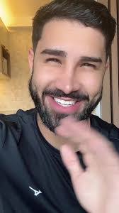 Arthur Fraga's Instagram, Twitter & Facebook