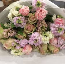 Quick, same day flower delivery sydney for orders made before 2pm! Affordable Flowers Sydney Flowers At Kirribilli
