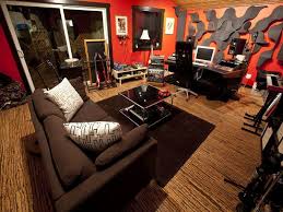 In your studio, you'll likely be using one room for everything. Very Smart Design Acoustic Foams On The Wall Recording Studio Home Music Studio Room Recording Studio