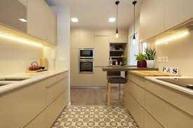Una isla en la cocina es una idea genial si dispones de una cocina pequeña tampoco te debes preocupar hay diseños muy originales de isla para cocinas pequeñas. Consejos Para Disenar Una Cocina Comoda Y Funcional Sincro
