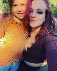 Vanessa Titus's Instagram, Twitter & Facebook