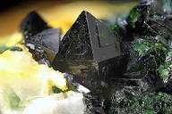 کانی و سنگ های قیمتی - Libethenite(Cu2PO4OH), Quartz Ziba | Facebook