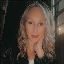 Danielle Bianculli's Instagram, Twitter & Facebook