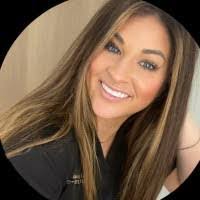 Lindsey Bryson's Instagram, Twitter & Facebook