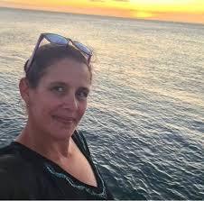 Community guidelines for respectful discussion