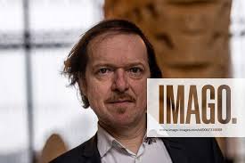 Artist Jean-Pierre Muller pictured at the inauguration of the renovated  Roundabout (De Grote