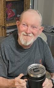 Andrew Earnest's Instagram, Twitter & Facebook