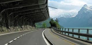 Die axenstrasse an der hauptstrasse 2 verbindet die schweizer dörfer brunnen und flüelen entlang dem ostufer des urnersees, dem südlichen abschnitt des vierwaldstättersees. Bim2field Bauvermessung Schlaepfer Partner Neue Axenstrasse N4 Terradata Ag