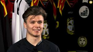 The club has also competed in association football, athletics, bandy, swimming, and water polo. Valkommen Till Brynas If Tom Hedberg Youtube