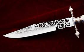 Beautiful Ceremonial Or Decorative Piece Would Be Rubbish In A Fight Though Pretty Knives Knife Aesthetic Knife