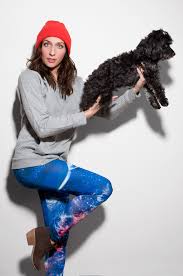 In 2006, she played shonda in another tv series 'cheap seats: Chelsea Peretti Need I Say More Chelsea Peretti Chelsea Fashion