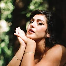 La Doña - YouTube