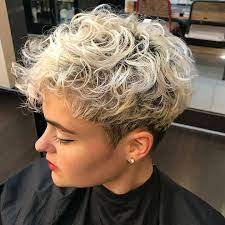Pixie Pixie Sac Kesim Modelleri Pixiesac Pixiekesim Short Hair Styles Pixie Curly Pixie Hairstyles Curly Pixie Haircuts