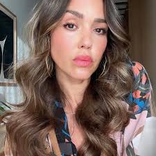 My flora jade loves her music 💞 makes her so calm 😌