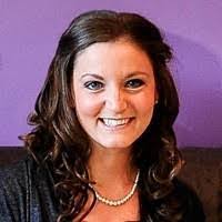 Lisa Kinzer's Instagram, Twitter & Facebook