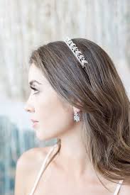 Chic Bridal Headpieces for Petite Soirees and Intimate Weddings