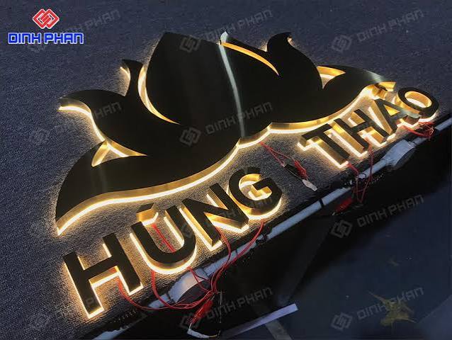 Chữ nổi LED hắt sáng