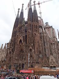 Berikut ini kunci jawaban wow sagrada familia level 1 s/d 16. Sightseeing At Sagrada Familia The Hop On Bus Barcelona